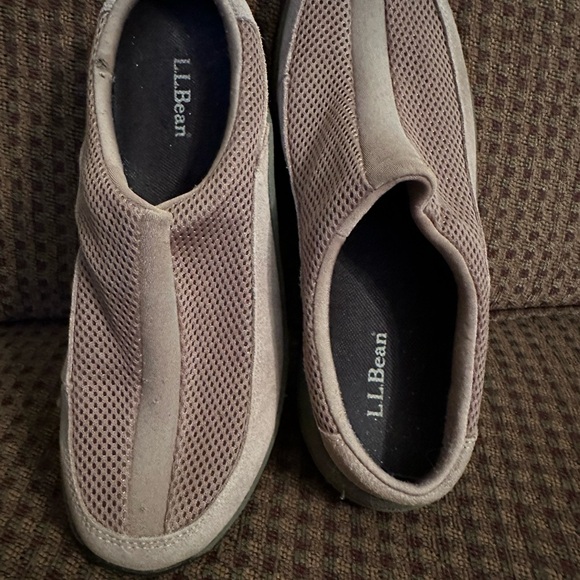 L.L. BEAN Mules  Sz 9.5 - Picture 5 of 8